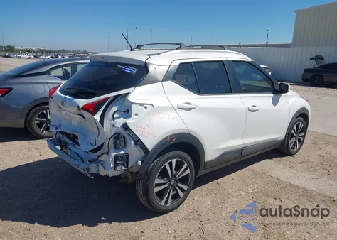 2018 Nissan Kicks Sv из США, поврежденный, VIN 3N1CP5CU2JL533043